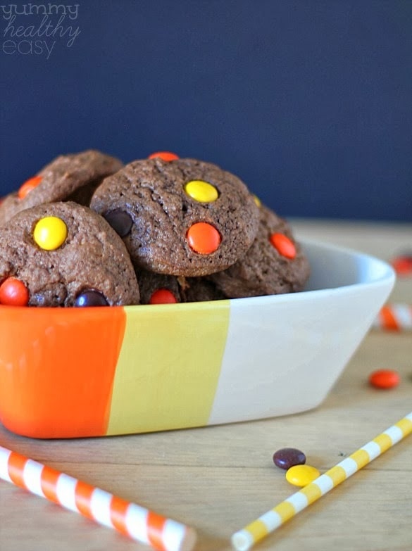 Reese's Pieces Chocolate Cookies | soft & chewy chocolate cookies with Reese's Pieces candies inside! soft & chewy chocolate cookies with Reese's Pieces candies inside!