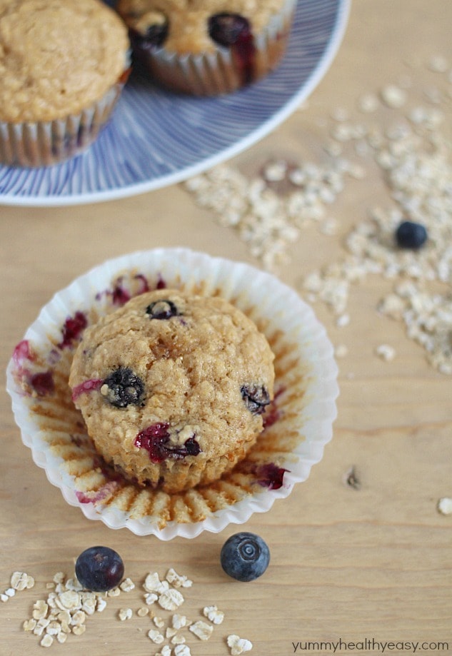 Moist & fluffy muffins filled with oats and blueberries! Healthy, easy and delicious breakfast or snack! Moist & fluffy muffins filled with oats and blueberries! Healthy, easy and delicious breakfast or snack!