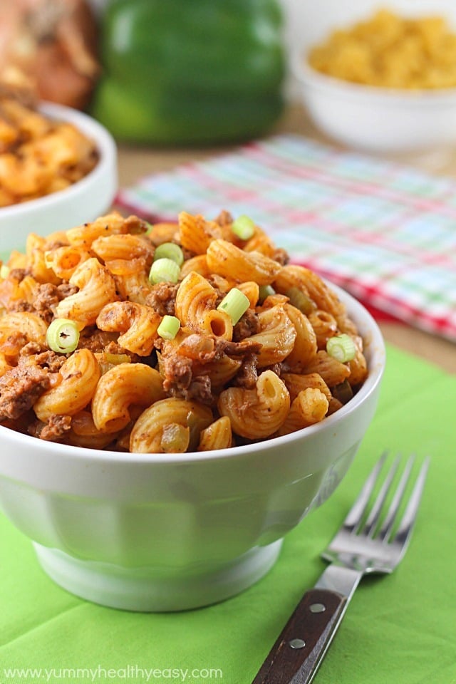 One Pot Mac and Beef - delicious dinner made all in one pot and in under 30 minutes! One Pot Mac and Beef - delicious dinner made all in one pot and in under 30 minutes!