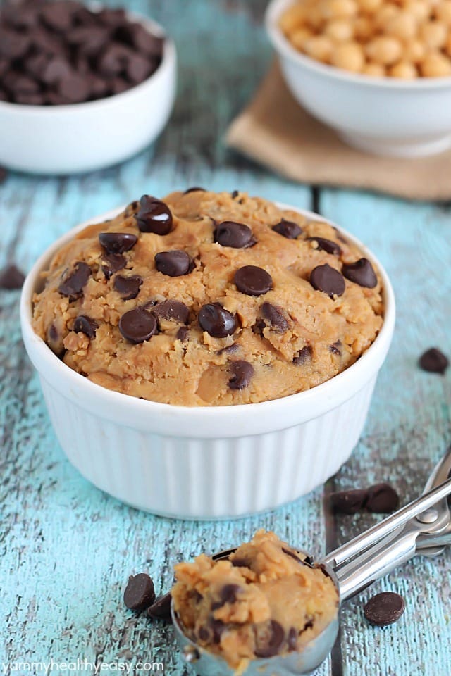 Healthy Eggless Cookie Dough - no-bake cookie dough you can eat with a spoon! It's made from a secret ingredient... garbanzo beans! #glutenfree #dairyfree #vegan