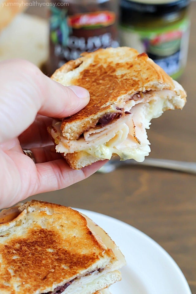 Chicken Pesto Panini with sliced chicken, mozzarella cheese, Mezzetta Everything Spread and a creamy pesto mayo. Ooey, gooey, amazing! #ad