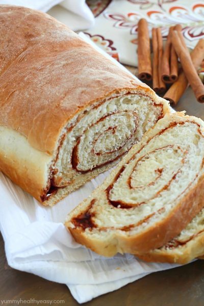 Step-by-step instructions on how to make the BEST Cinnamon Swirl Bread! Super easy! #FleischmannsYeast