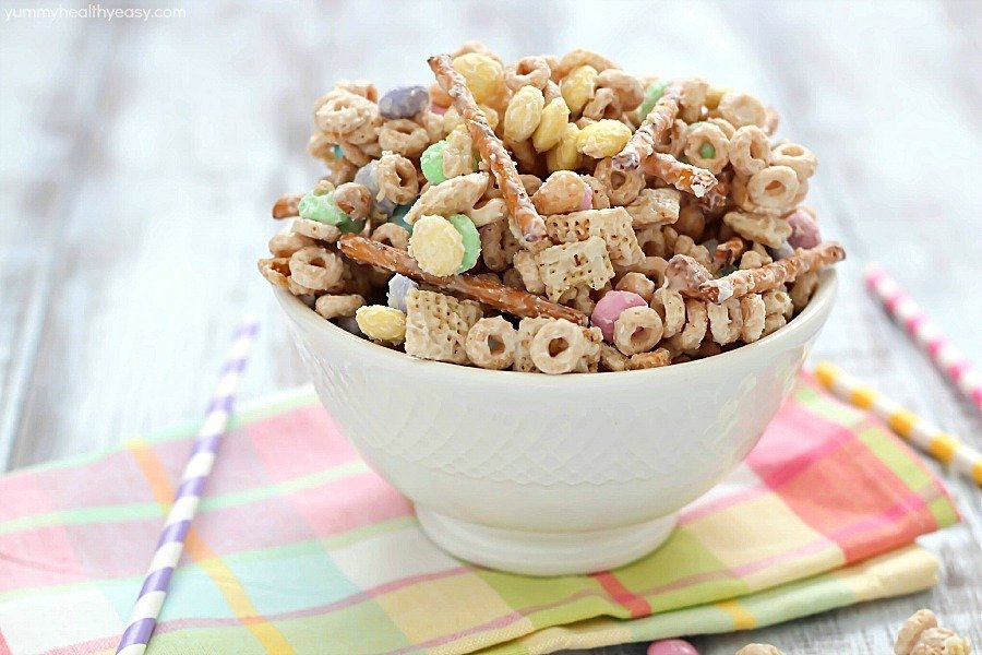 Super delicious and easy Bunny Bait aka Easter Snack Mix. Made with cereal, pretzels, peanuts, pastel M&M candies and white chocolate - perfect for Easter!
