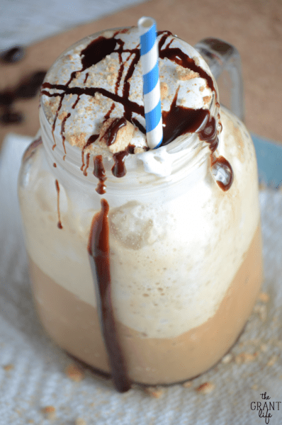 Easy S'mores Frappaccino Recipe by TheGrantLife.com - Skip the coffee shop and make this bad boy at home!