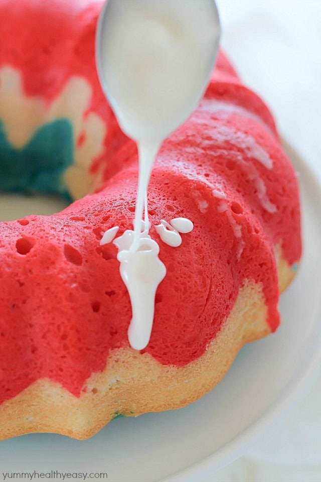 A fun, easy red white & blue cake that you can whip together for a last minute, delicious 4th of July dessert!