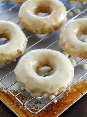Baked Eggnog Donuts with Eggnog Glaze for the breakfast WIN! These homemade donuts are full of eggnog flavor, moist on the inside, totally easy to make and completely dairy free! If you like eggnog, these are a must-make! Perfect for Christmas breakfast!! AD