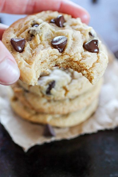 These Vanilla Pudding Chocolate Chip Cookies have vanilla pudding mixed inside the dough to give them a little flavor boost! They're soft & chewy in the middle with crispy edges. A family favorite cookie recipe we love! Plus 21+ more chocolate chip cookie recipes you won't want to miss!