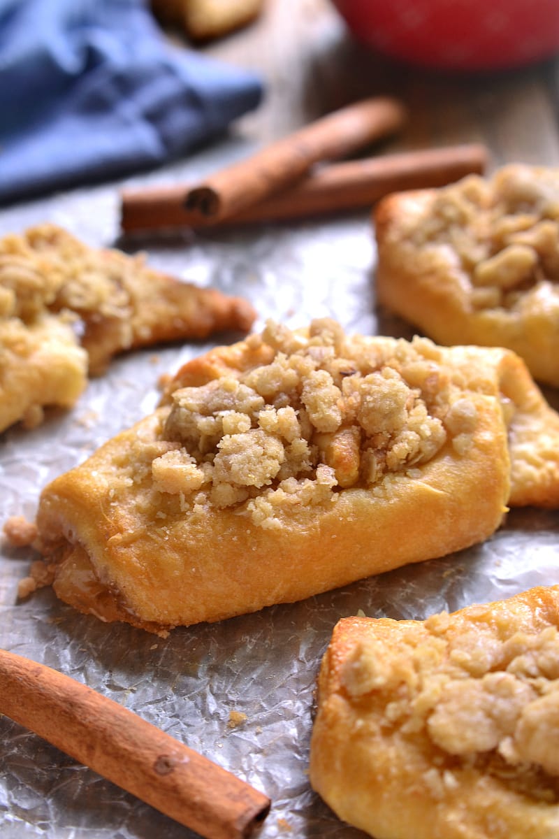 Enjoy apple season with these 30 Sweet & Savory Fall Apple Recipes!