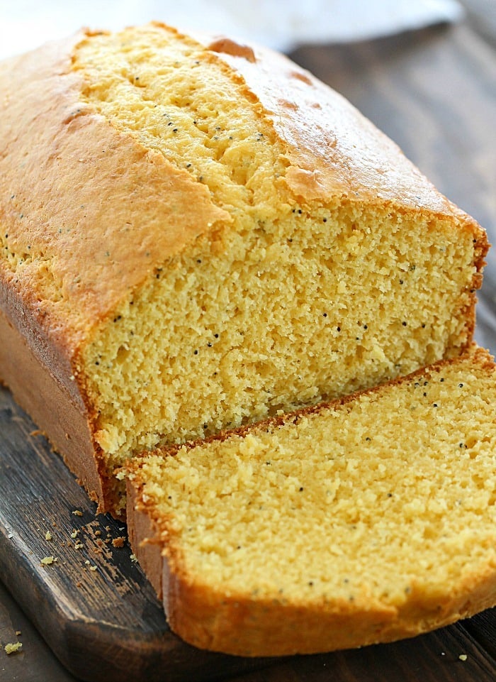 Easy 6-Ingredient Poppy Seed Cake